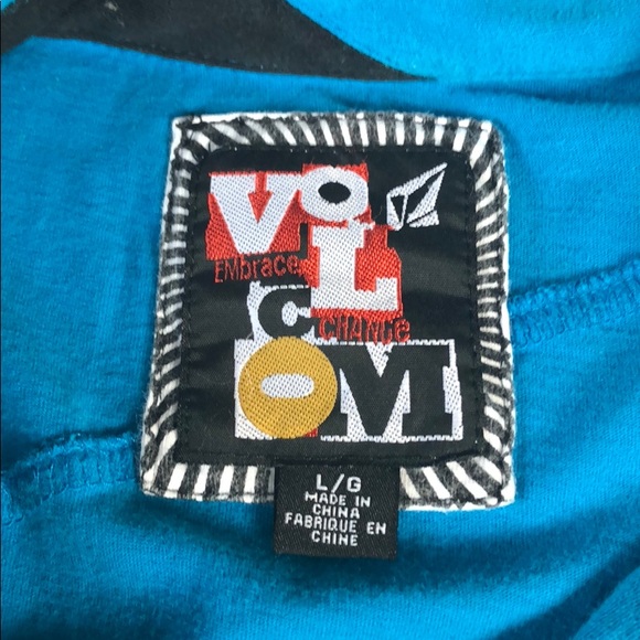 Volcom 3 Button Down - Picture 2 of 4